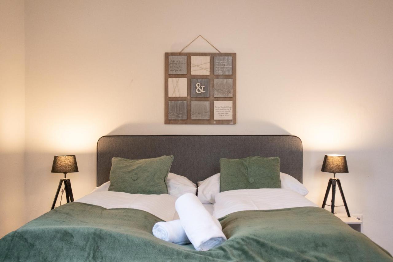 Roomy 2Br Apt. Near Akh -Perfect For Longstays Viena Exterior foto