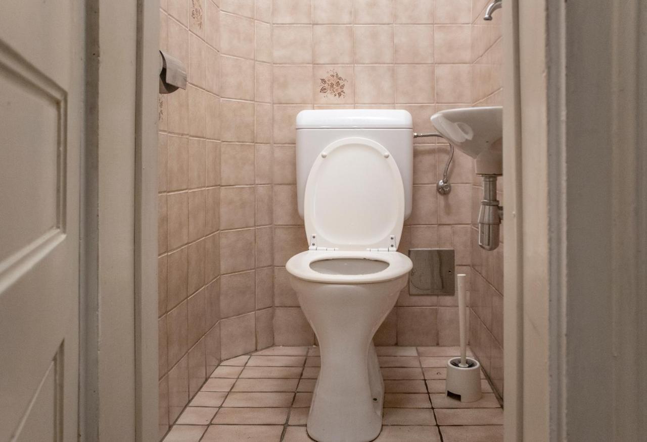 Roomy 2Br Apt. Near Akh -Perfect For Longstays Viena Exterior foto